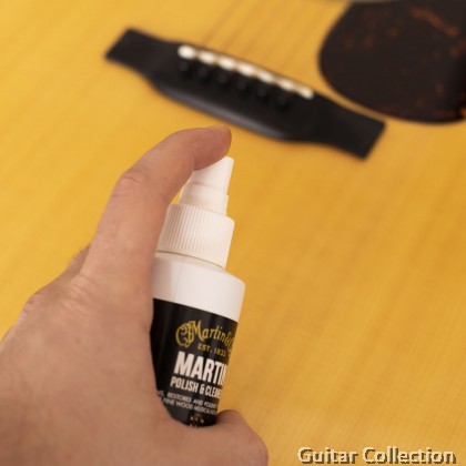 Martin 18A0073 Premium Guitar Polish & Cleaner ( 6oz Spray Bottle )