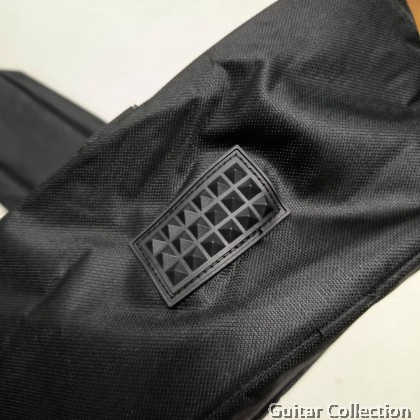 Saga 5mm Padded Acoustic Guitar Gig Bag | Black (Fits 40" & 41" Guitars)